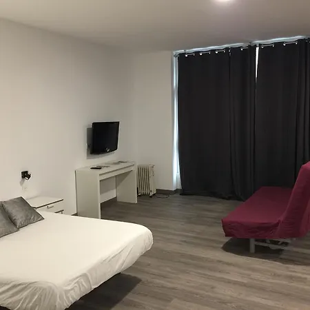Appartement And Kitchen *